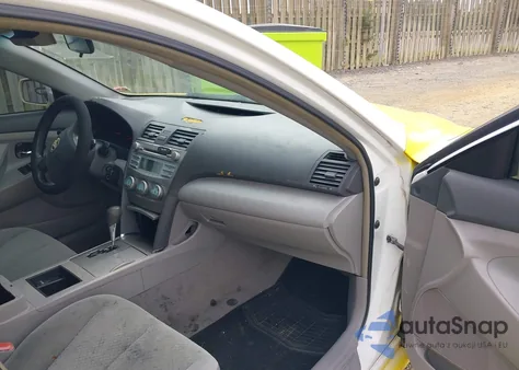 2009 Toyota Camry Le z USA, uszkodzony, nr VIN 4T1BE46K69U912482